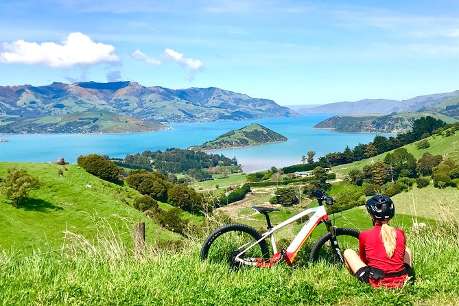 Lava Loop- Guided electric mountain bike tour in Akaroa - Starting at The Common Cafe in Akaroa