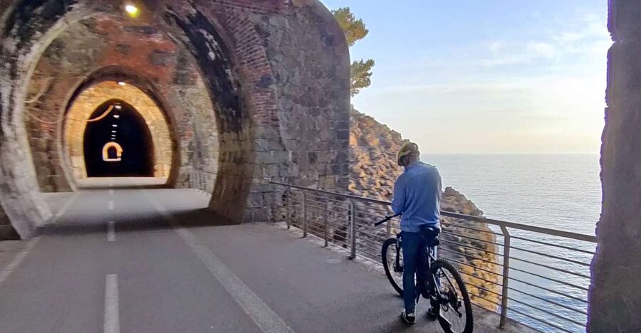 Levanto: Guided E-Bike Tour in Framura with Wine & Focaccia - Why This Route Beats a Crowded Day in the Cinque Terre
