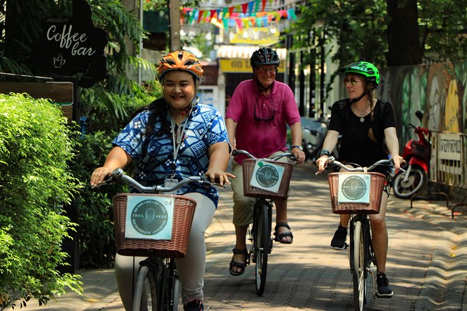 LIFECYCLING - Half Day City Bike Tour - Warorot Market and the best food stop
