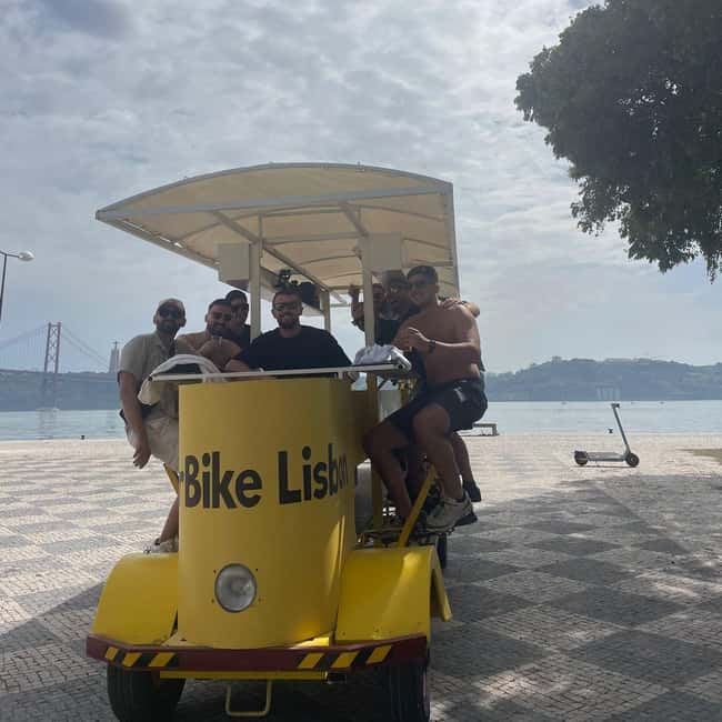 Lisbon: 1-Hour Beer, Sangria or Wine Bike Sightseeing Tour - Belém, Torre de Belém, and the Monument to the Discoveries