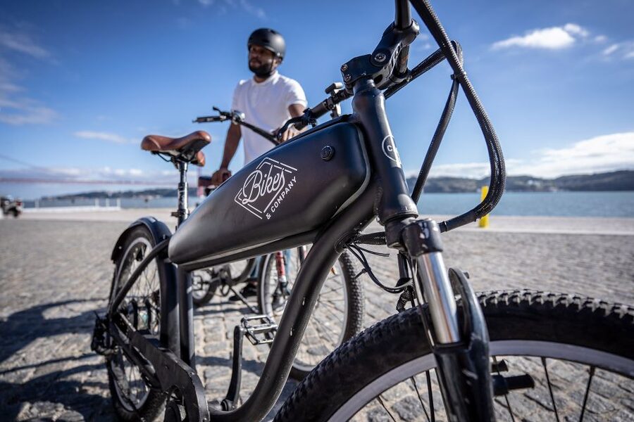 Lisbon Bike Rental Explore At Your Pace - Avenida da Liberdade and central Lisbon