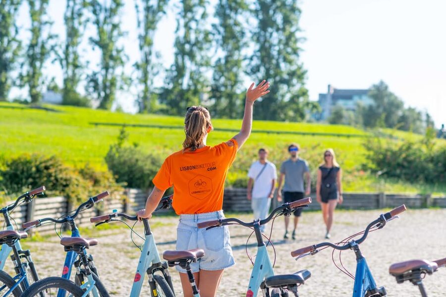 Lisbon Bike Tour: Langs de rivier van Belém naar Lissabon - Squares, Pink Street, and Time Out Market