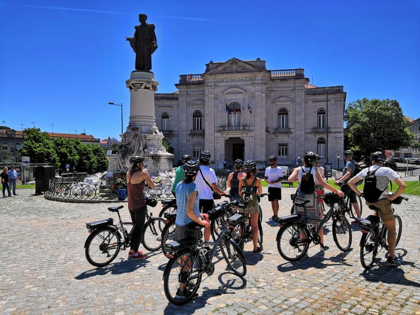 Lisbon: City Highlights and Viewpoints E-Bike Tour - What the guides add to the ride