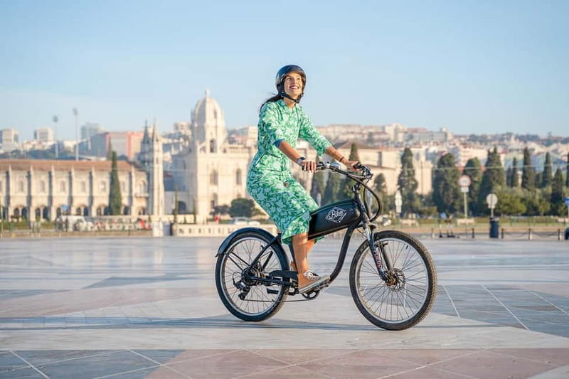 Lisbon: Electric Bike Tour by the River to Belém - Commerce Square and Cais das Colunas