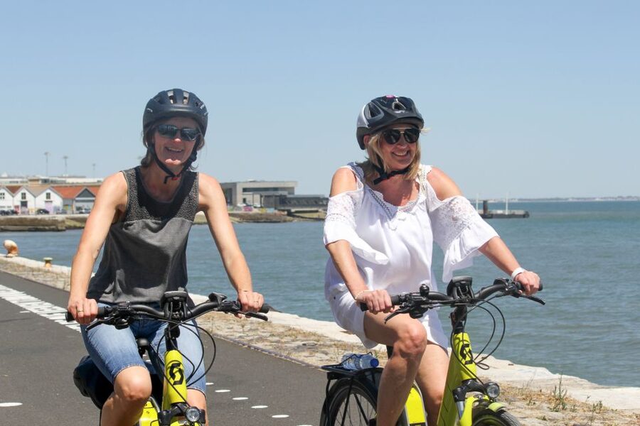 Lisbon: Guided Tour of Historic Belém by Electric Bike - Coffee, pastel de nata, and a quieter pause