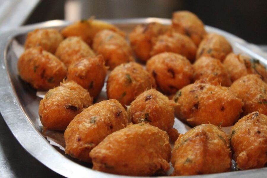 Lisbon: Portuguese Petiscos Tasting Tour by E-Bike - The guides can shape the whole experience