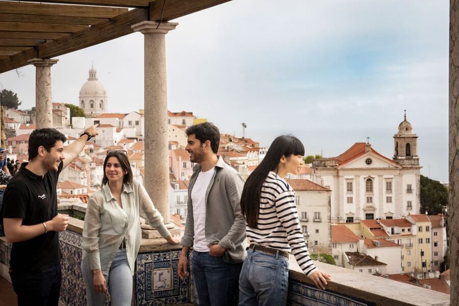 Lisbon: Private Boat Trip, Guided Walking Tour, Bike & Tram - Returning by boat on the Tagus