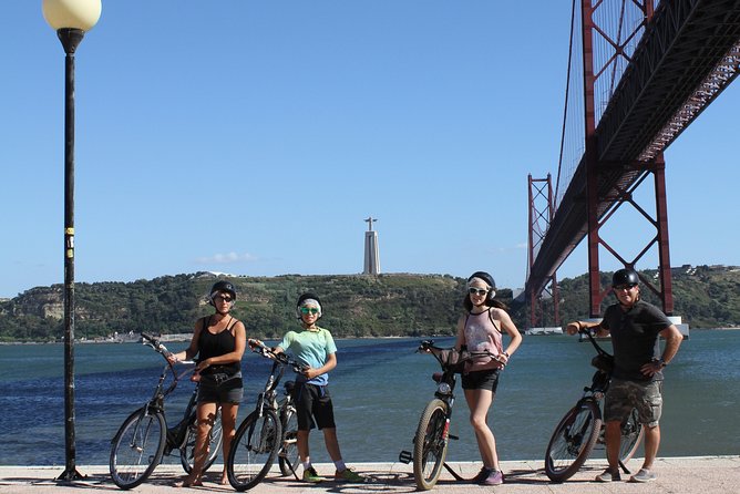 Lisbon Regular or Electric Bike Rental - Choosing between a regular bike and an e-bike