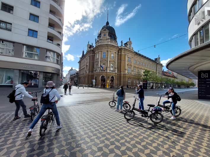 Ljubljana by E-Bike: Guided City Highlights Tour - Practical advice before you book