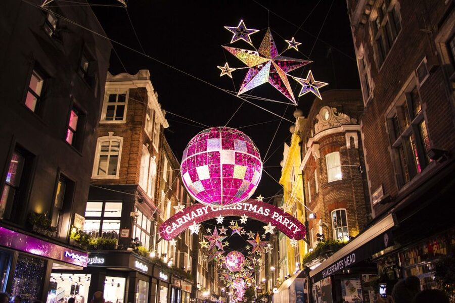 London Christmas Lights Bike Tour - From Westminster to the grander Christmas displays