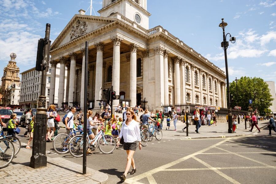 London: Classic Gold 3.5-Hour Bike Tour - The legal district and Leather Lane Market
