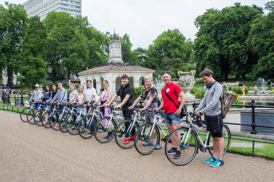 London: Parks and Palaces Guided Morning Bike Tour - Royal Albert Hall, the Albert Memorial, and Wellington Arch