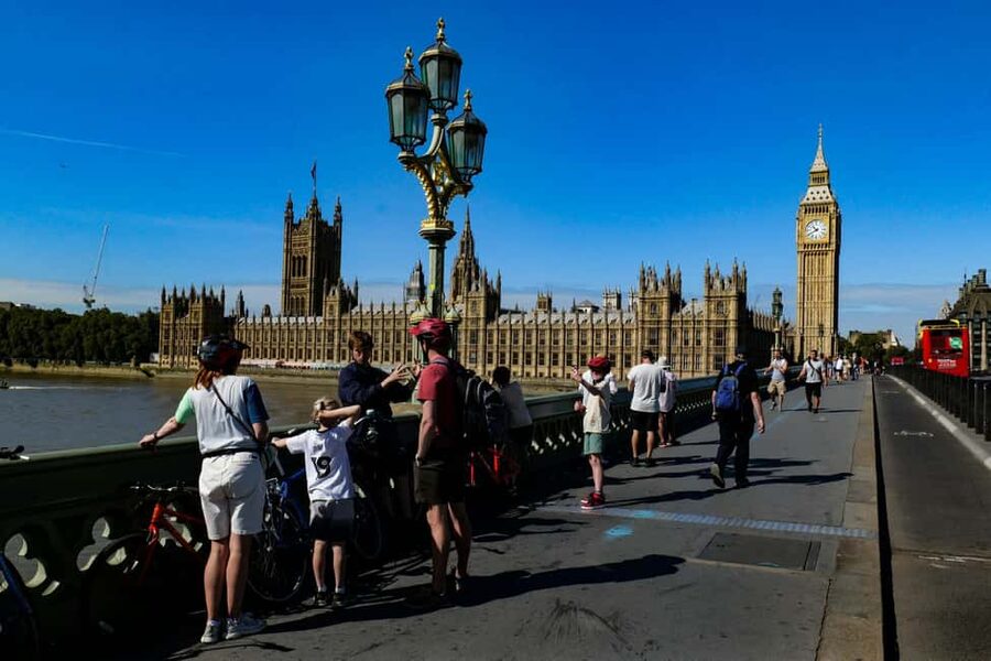 London: Private Bike or eBike Gold Classic Tour - Bikes, Helmets, Child Seats, and Ability