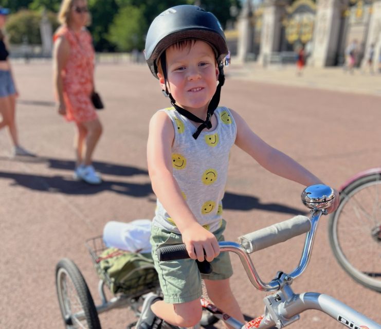 London: Private Family Guided Bike Tour with Childseats - From Archbishop’s Park to Westminster