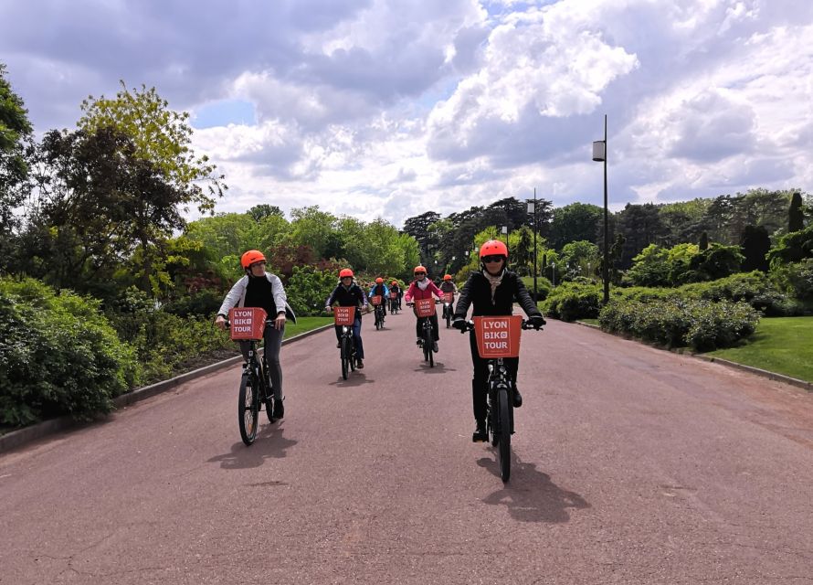 Lyon: 2-Hour Electric Bike Tour with a Local Guide - Rivers, cathedral views, and the Croix Rousse tunnel