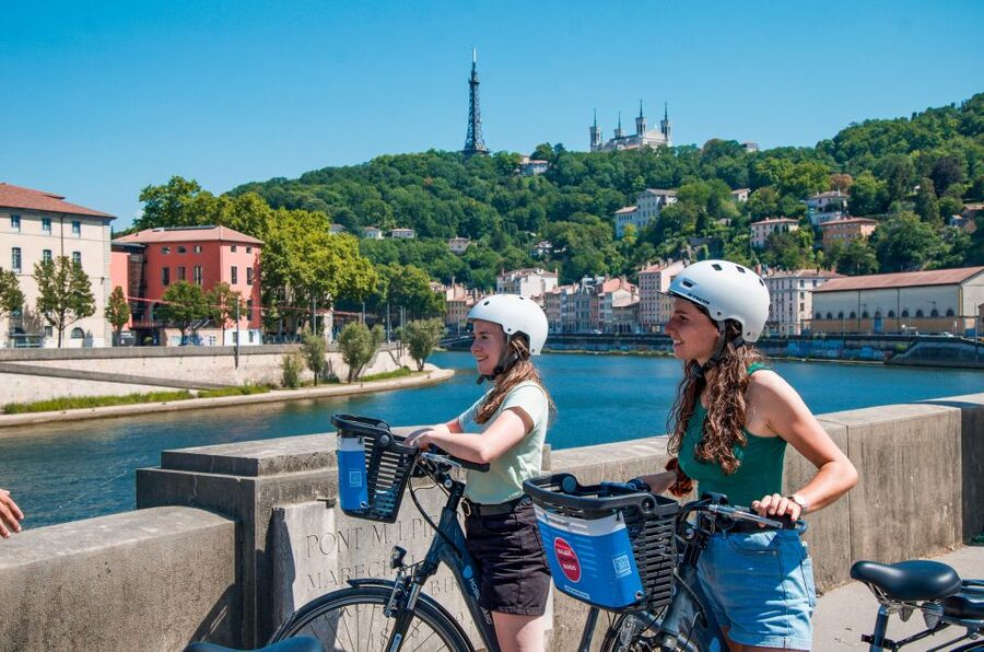Lyon: 2-Hour Panoramic E-Bike Tour - Who should book this Lyon e-bike tour?