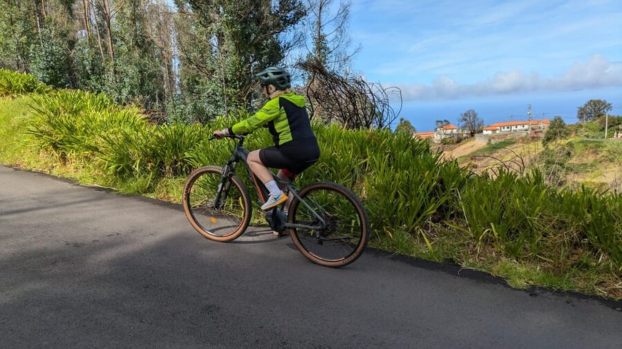 Madeira West coast: Guided Sightseeing E-Bike Tour - The return route uses the e-bike’s best feature