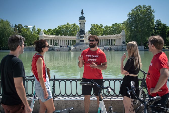 Madrid: 3 hour Guided Highlights Bike Tour with Optional Tapas - Starting at Plaza de Oriente and the Royal Palace