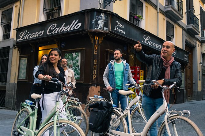 Madrid at Night: Vintage Bike Tour of City Highlights - Why Madrid works so well at night by bike