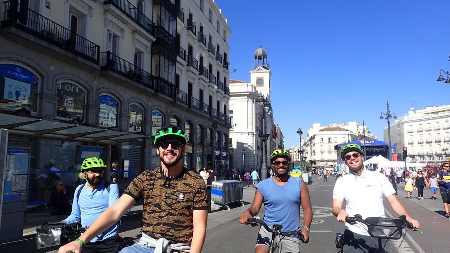 Madrid City Guided Bike/E-Bike Tour for Small Groups - Plaza Mayor, Puerta del Sol, and the literary quarter
