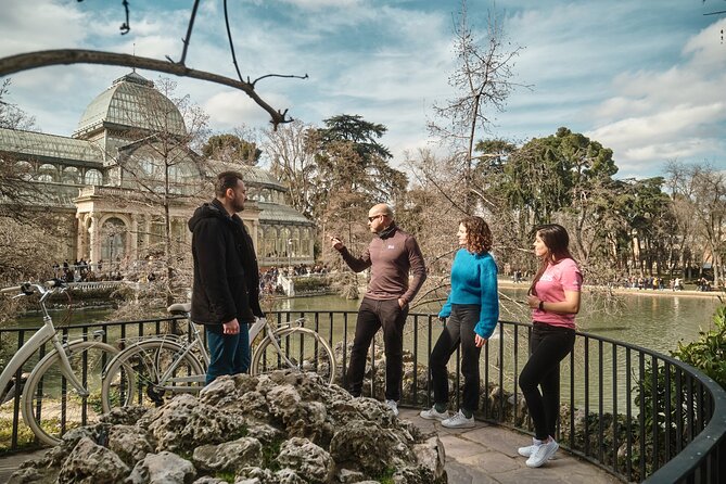 Madrid: City Highlights Guided Vintage Bike Tour - Puerta del Sol and the heart of central Madrid