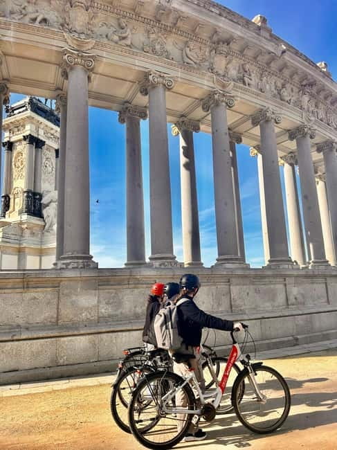 Madrid: Magic Retiro Park Bike Tour - Starting on Avenida Menéndez Pelayo
