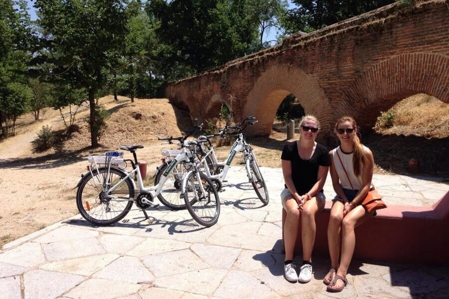 Madrid’s River Side & Casa de Campo Electric Bike Tour - Entering Casa de Campo, Madrid’s forest escape