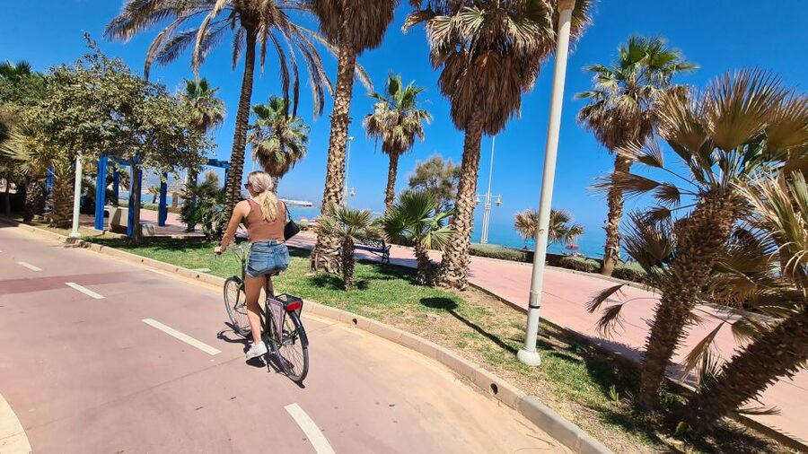 Malaga: City Bike Rental with Self-Guided Cycling Route - What the $22 rental really gets you