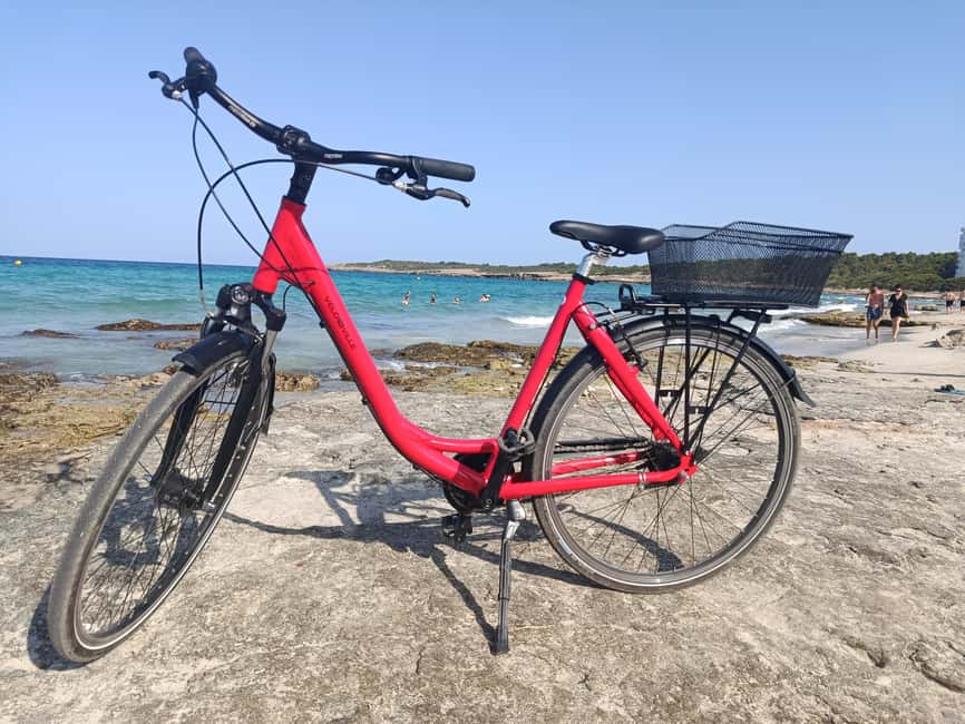 Mallorca: Touring or electric bike rental in Cala Millor - Cala Millor’s Promenade and Seafront