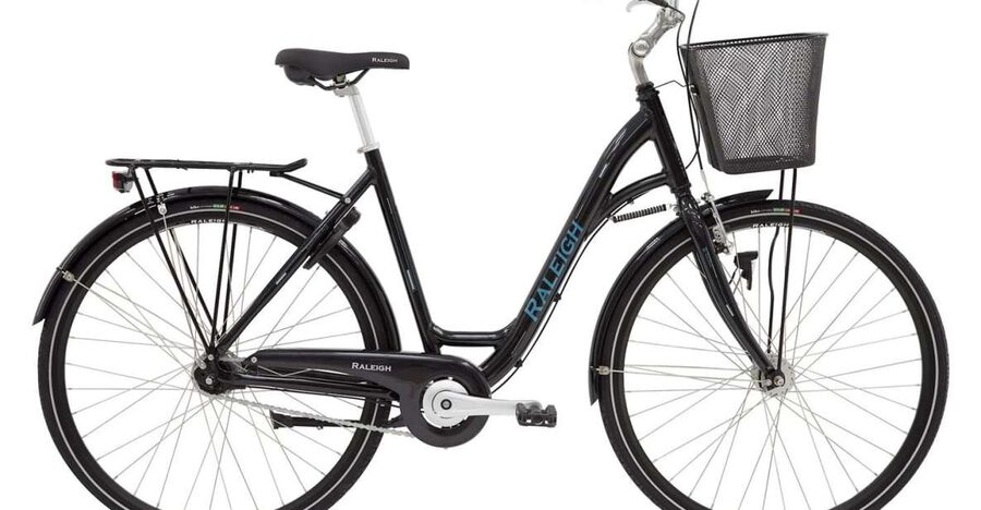 Malmö: City Bike Rental - Getting comfortable with the 7-speed city bike