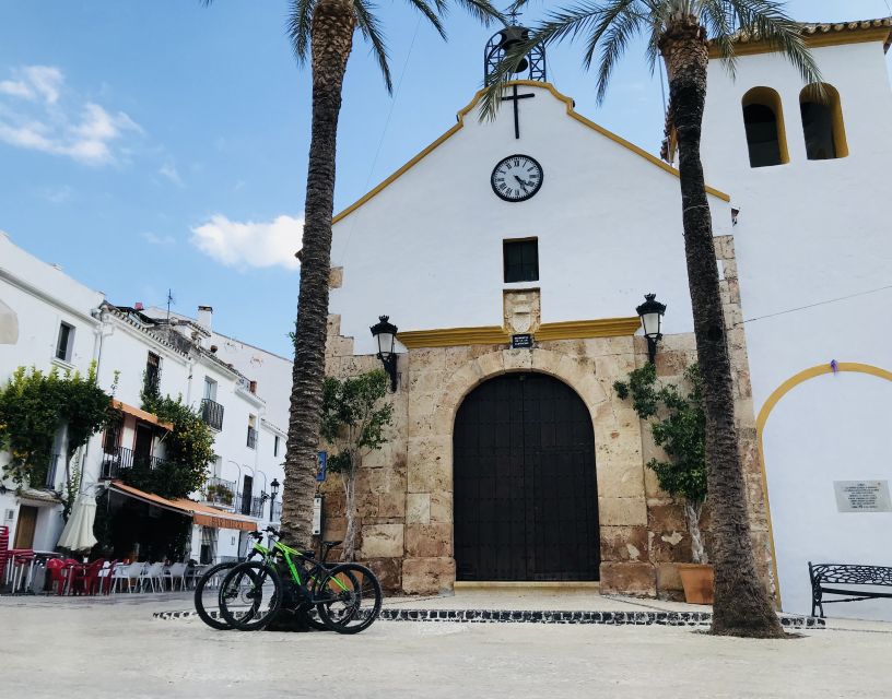 Marbella: E-Mountain Bike Tour with Wine - Tapas and wine in a coastal bodega