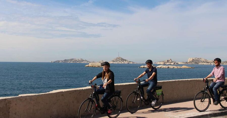 Marseille: E-bike Virtual Guided Tour - Climbing to Notre Dame de la Garde