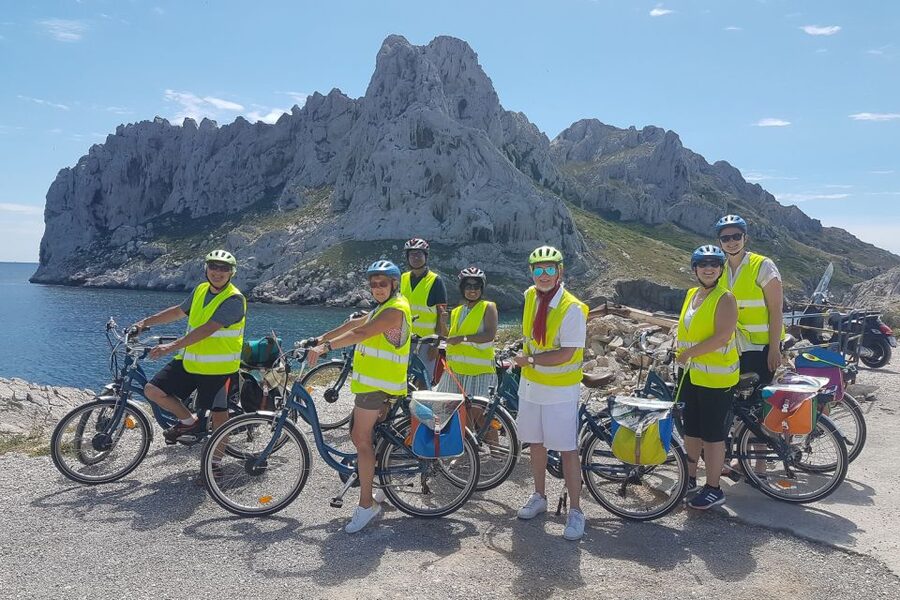 Marseille: Full-Day Guided E-Bike Coast & Calanques Tour - Who should book, and who should skip it