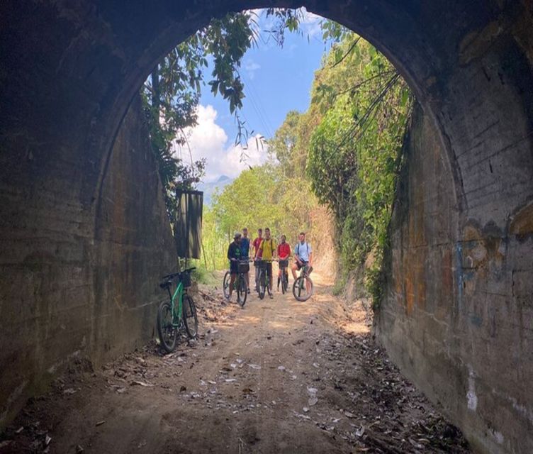 Medellín: Full-Day Mountain Bike Tour with Lunch - Waterfalls, rivers, and a well-timed beer stop