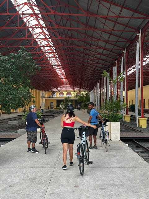 Mérida: The E-bike tour with history and culture - La Mejorada and Mérida’s colonial center