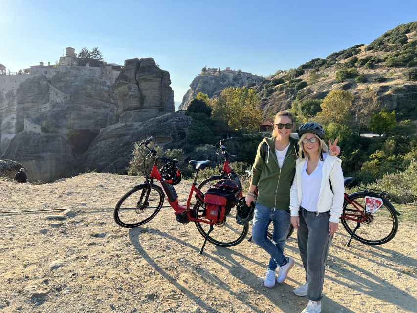 Meteora: E-Bike Epic Sunset Tour With Local Guide & Drink - The sunset viewpoint is the grand finish