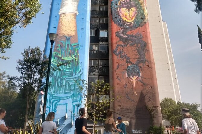 Mexico City; ART NACO : Murals & Street Art Bike Tour - Street food turns a good ride into a fuller morning