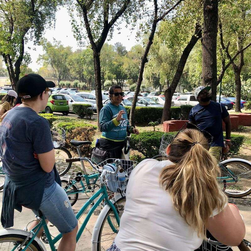 Mexico City: Chapultepec & Reforma Historic Bike Experience - Food stops, local snacks, and the human side of the ride