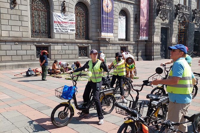 Mexico City E-Bike Tour with a taco and churros stop - Condesa and the ride back to Roma