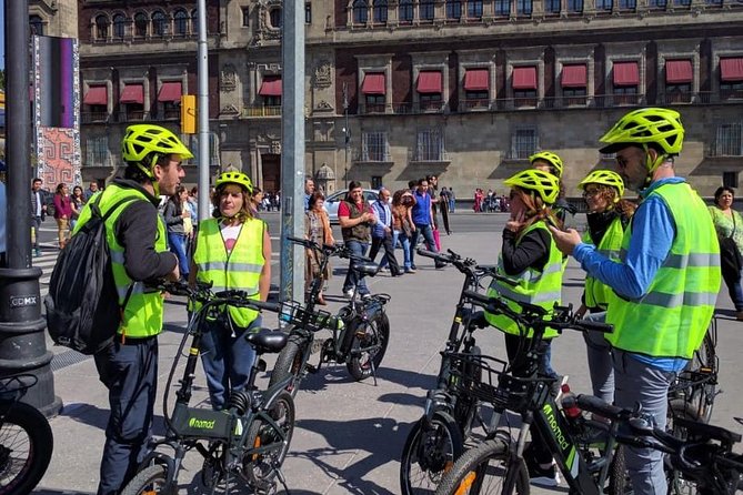 Mexico City Highlights E-Bike Tour With Foodie Stops - Reforma connects the park to the old city