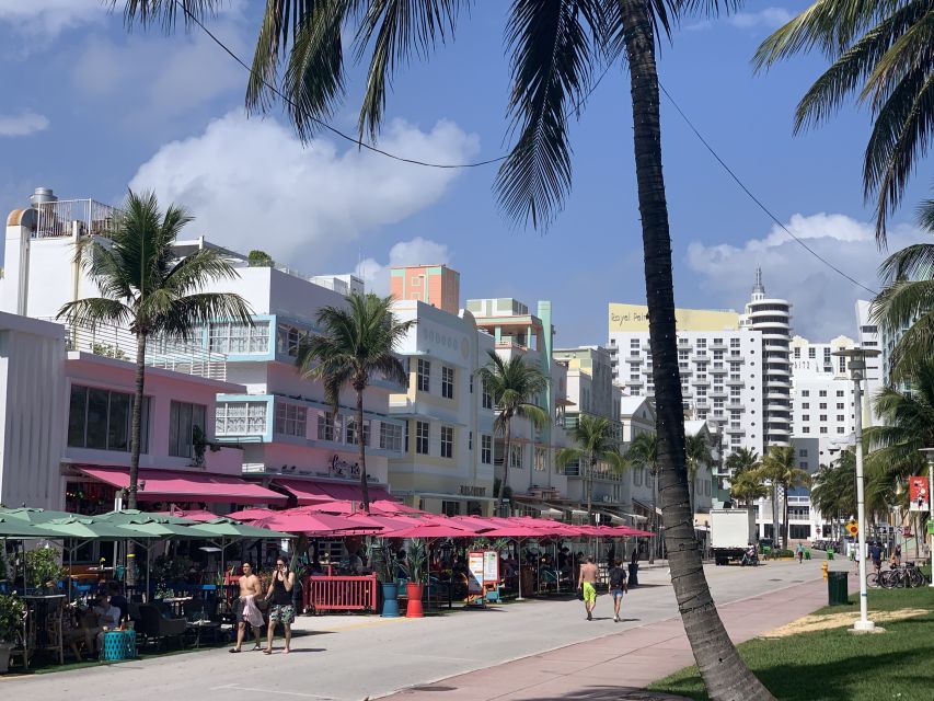Miami: 2-Hour Art Deco Bike Tour - What the guides add to the ride