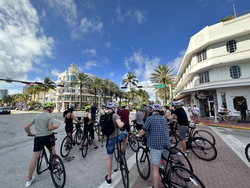 Miami Beach: Bike or eBike Rental with Map - Espanola Way for a change of pace