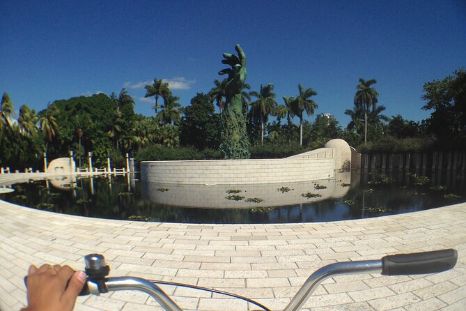 Miami Beach Bike Tour - Lincoln Road, the Holocaust Memorial, and the Beachfront