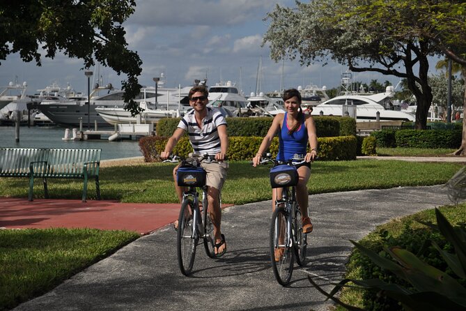Miami Beach Bike Tour - Lummus Park and the Miami Beach Marina