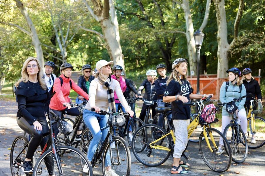 Miami Beach: City Highlights Guided Bike or eBike Tour - What the guide adds to the ride