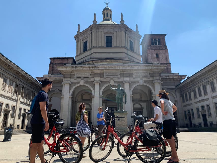 Milan: City Highlights Bike Tour - Arco della Pace and a breather in Sempione Park