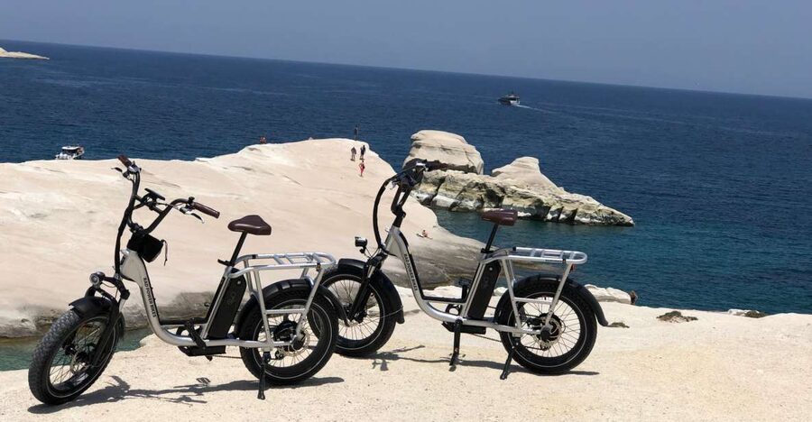 Milos: Half day electric bike tour with Sarakiniko beach - A guide-led route with a personal feel