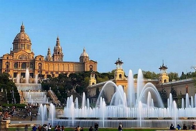 Montjuïc: Magic & Art Bike Tour Barcelona - Returning through Port Vell