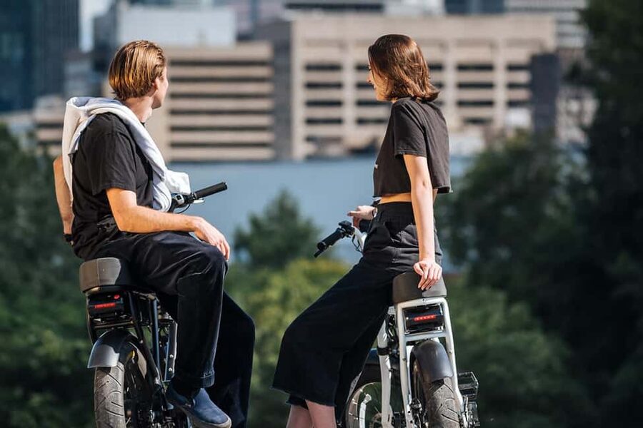 Montreal: E-Bike Sightseeing Tour - Why an e-bike works so well in Montreal