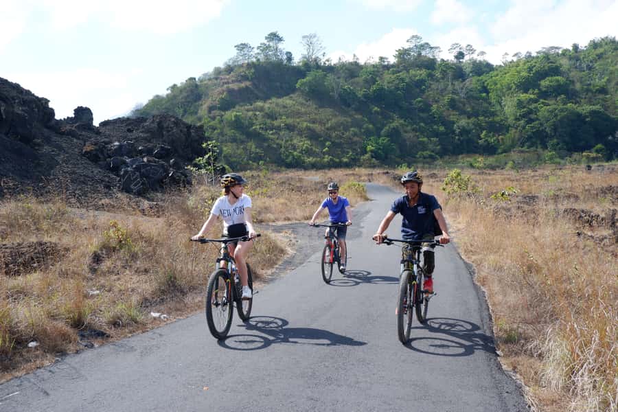Mount Batur: Black Lava Cycling Tour w/ Natural Hot Spring - Why this Mount Batur day trip is different